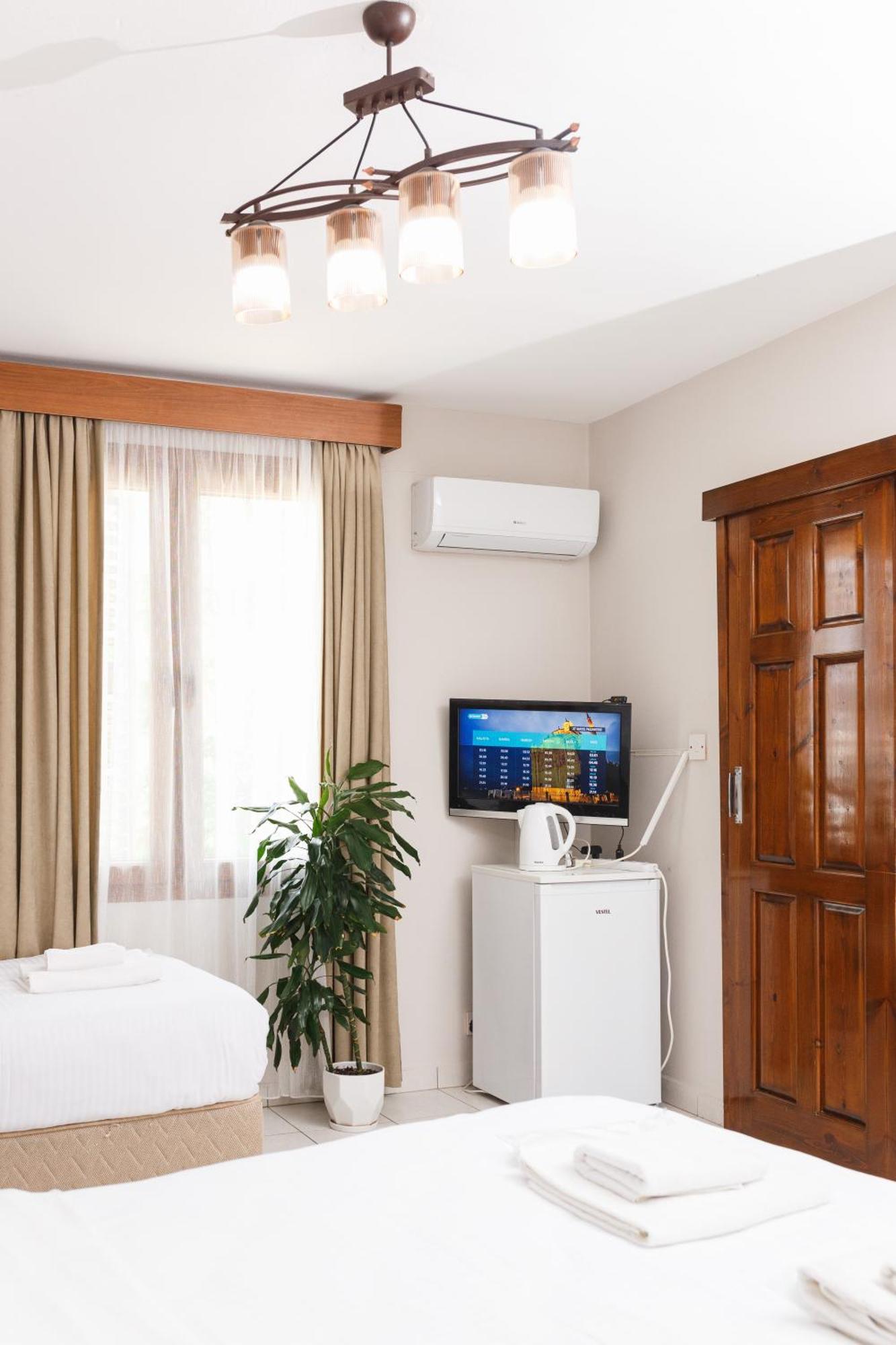 Homelike Guest House Kyrenia  Room photo